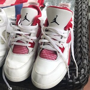 Retro Jordan 4s